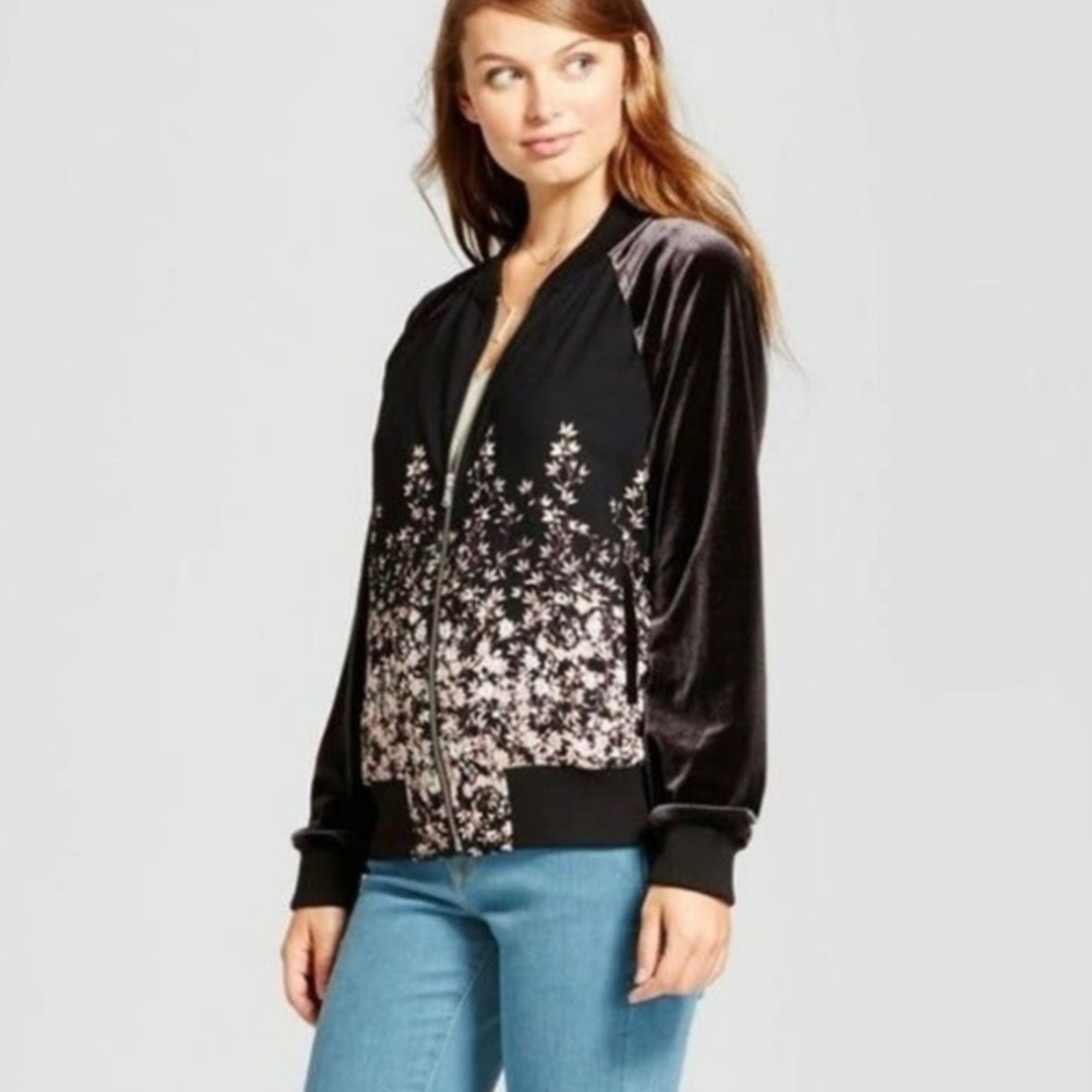 A NEW DAY BLACK Velvet Sleeve Cherry Blossom Bomber Jacket Zip-Up Medium